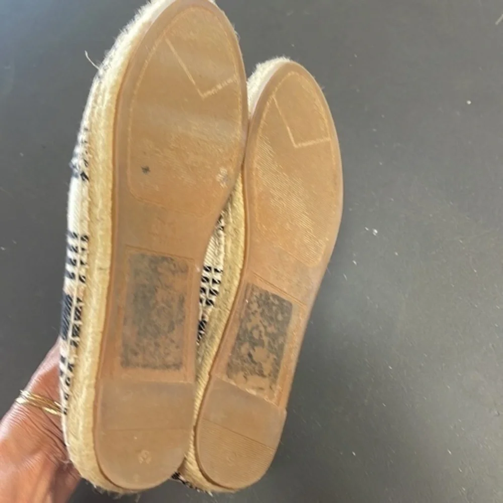 Marc Fisher espadrilles striped